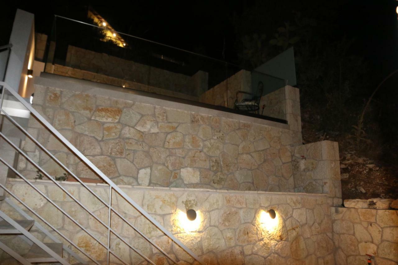 Aknato Villa Vlikhon Exterior photo